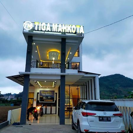 Tiga Mahkota Homestay Diyeng Exterior foto